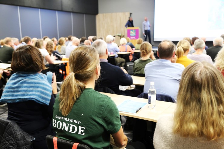 Turid Haga Vange er inspirasjonsbonde i prosjektet Landbrukets Økoløft, som skal bidra til auka produksjon av økologiske landbruksprodukt i Noreg.