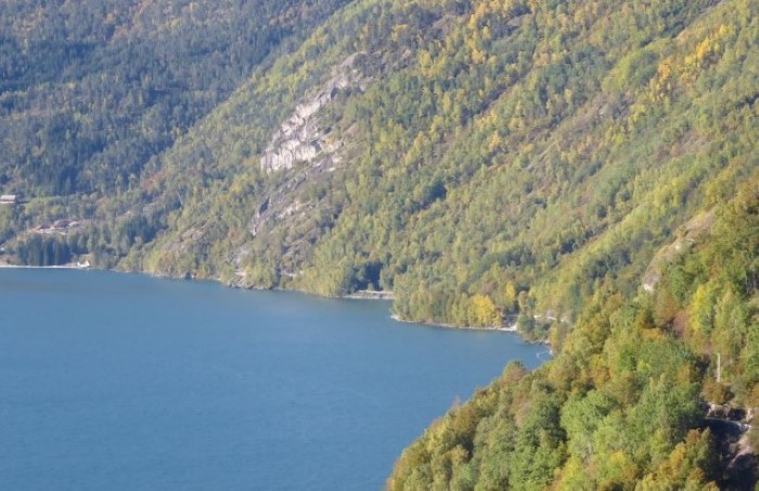 Frå Flostranda naturreservat. Foto Tom Dybwad