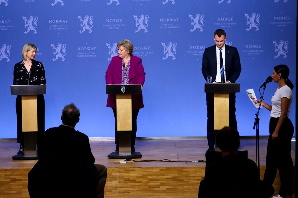 Kunnskaps- og integreringsminister Guri Melby, statsminister Erna Solberg og barne- og familieminister Kjell Ingolf Ropstad holdt pressekonferanse for barn den 16. mars. Etter påske gjentas det. Foto: Eirin Larsen, SMK